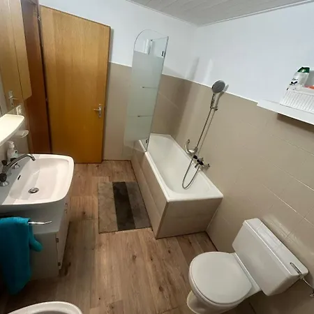 Le Torrent, Duplex Au Centre, Calme Avec Deux A Coucher Et Terrasse Vue Montagne Pour 4 Personnes