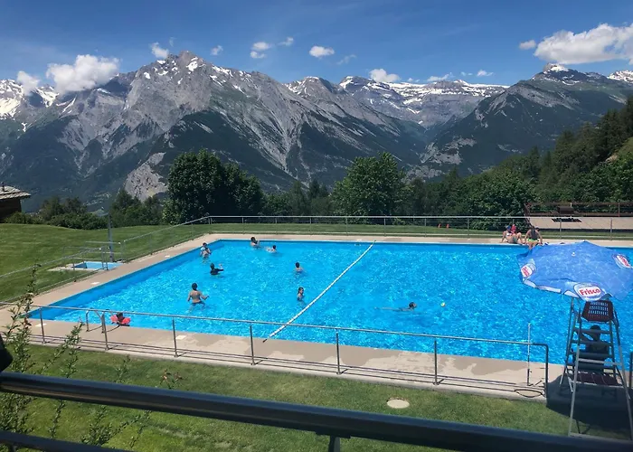 Le Torrent, Duplex Au Centre, Calme Avec Deux A Coucher Et Terrasse Vue Montagne Pour 4 Personnes * Nendaz
